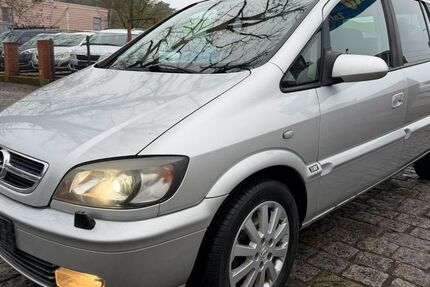 Opel Zafira 284.000 km 1.499 &euro; berlin 12527