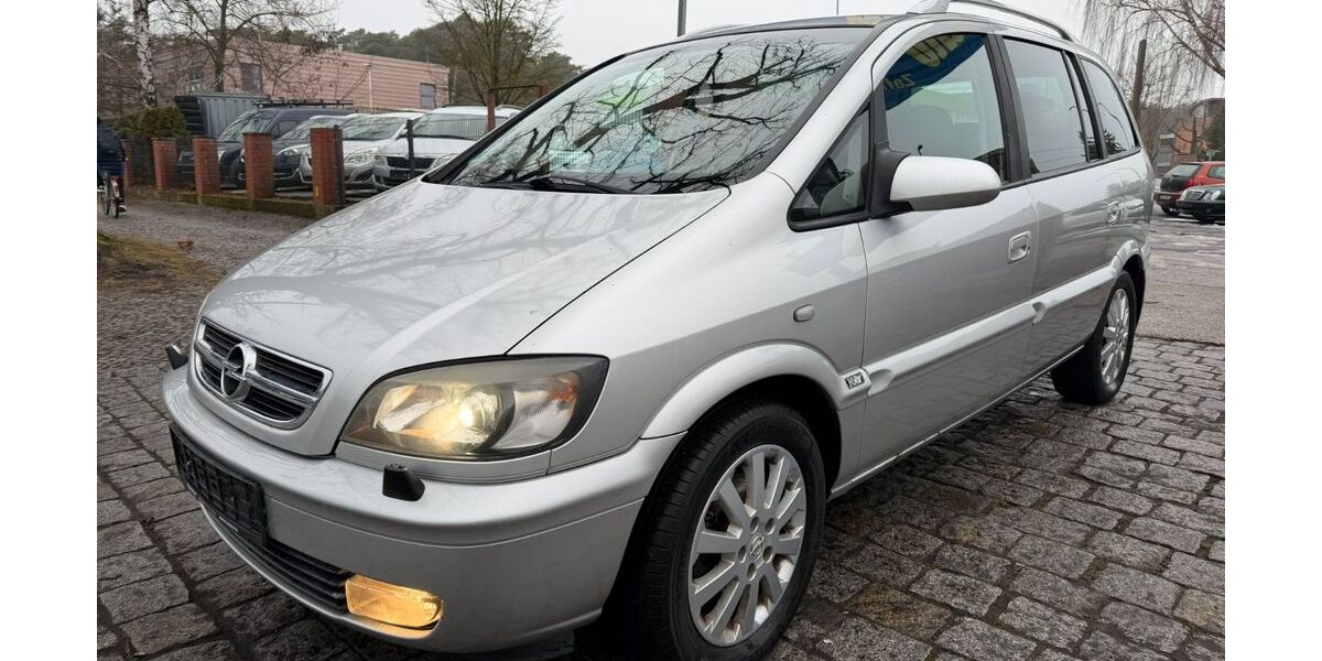 Opel Zafira 284.000 km 1.499 &euro; berlin 12527