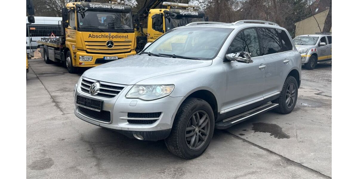 VW Touareg 335.000 km 5.600 &euro; Berlin 12099