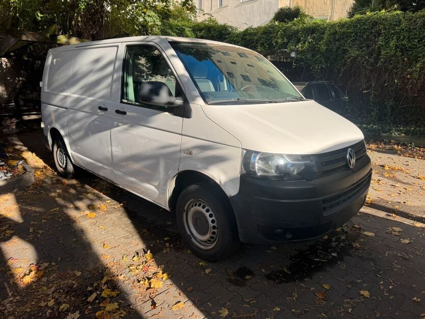 VW T5 Transporter 280.000 km 2.950 € Berlin 12045