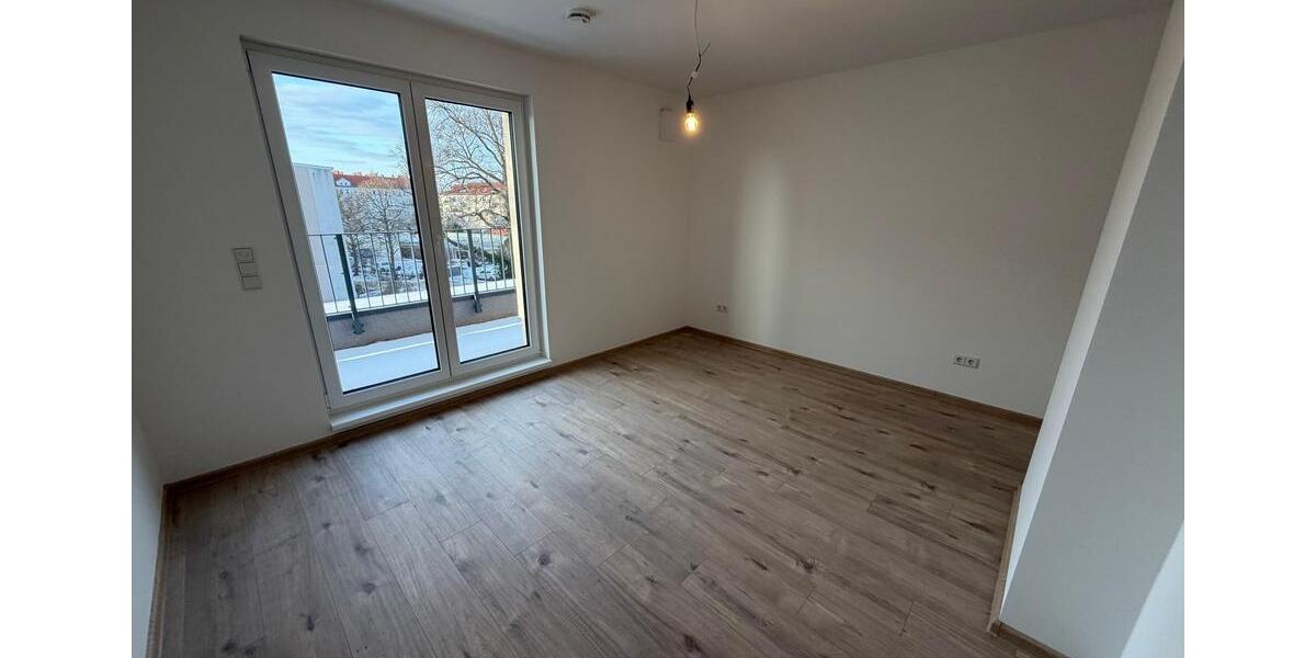 Dachgeschoßwohnung Berlin Treptow-Köpenick - 2 Zimmer, 61 m&sup2;, 1.342&euro; | Angebot:22987354
