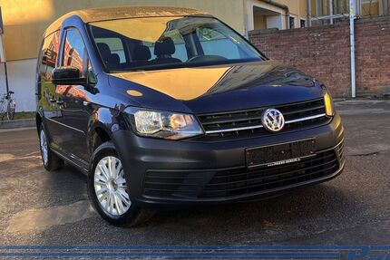 VW Caddy 172.002 km 9.990 &euro; Berlin - Pankow 13187
