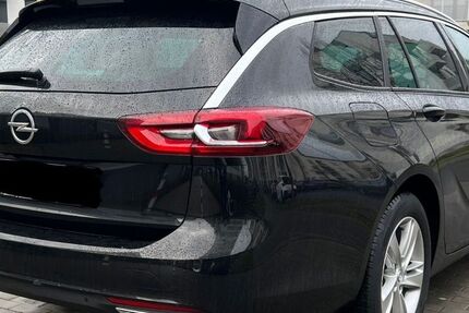 Opel Insignia 79.500 km 18.600 € Berlin 12057