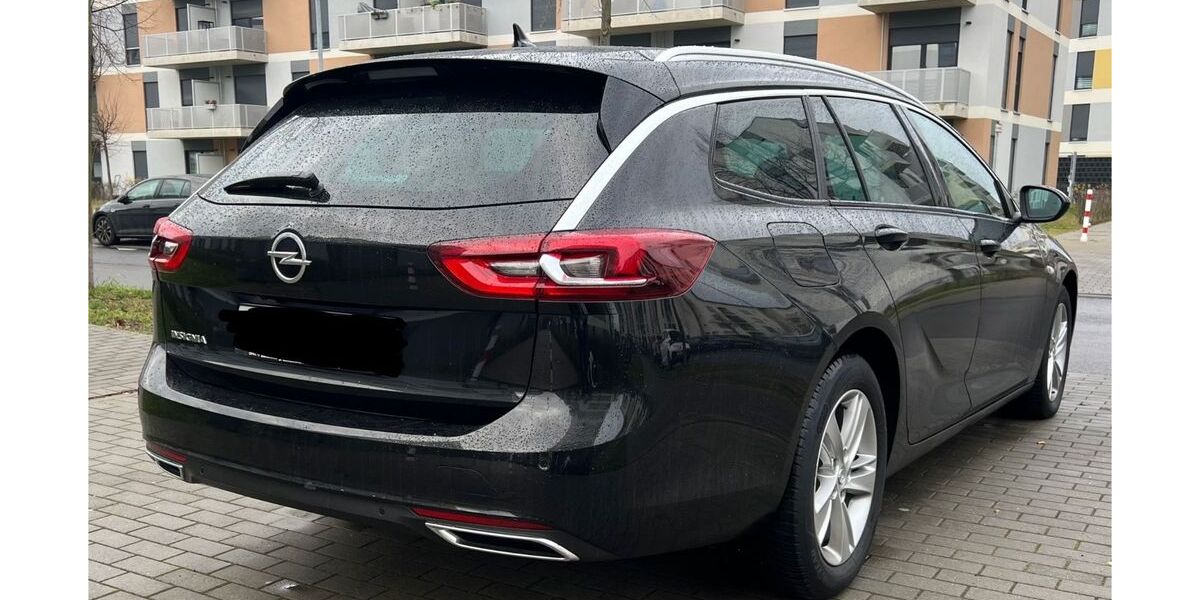 Opel Insignia 79.500 km 18.600 € Berlin 12057
