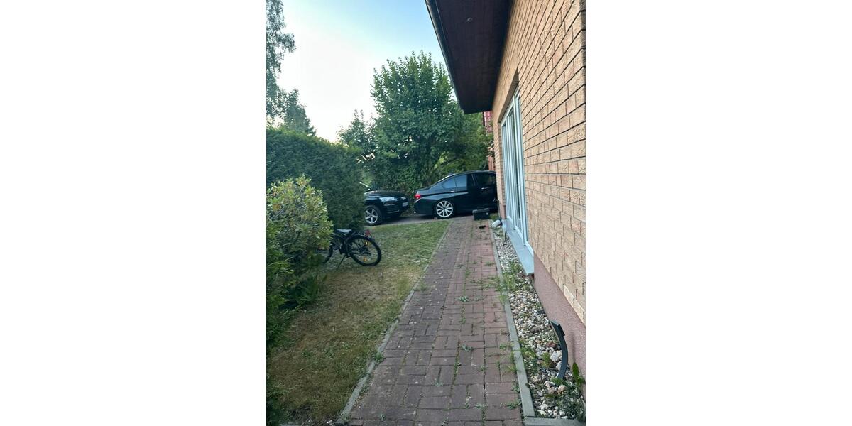 Einfamilienhaus Schönefeld - 7 Zimmer, 200 m&sup2;, 980.000&euro; | Angebot:27076750