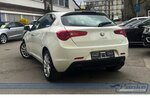 Alfa Romeo Giulietta 1.4 TB Turismo Aut.*BT*SHZ*Leder*Xenon 200.000 km 4.999 &euro; Berlin 13187