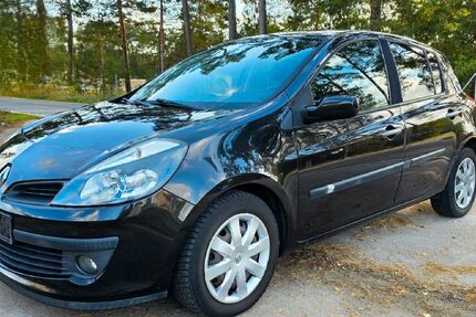 Renault Clio 179.000 km 1.650 &euro; Berlin 14057