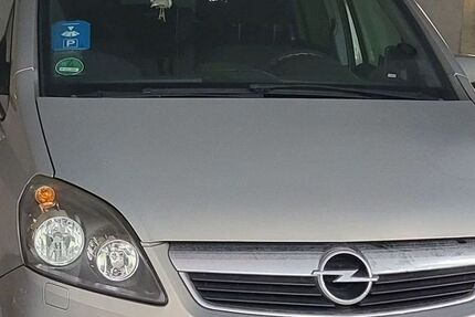 Opel Zafira 208.508 km 949 &euro; Berlin 13595