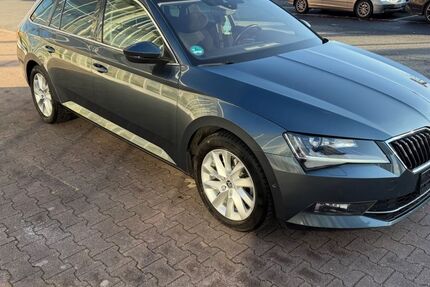 Skoda Superb 144.000 km 16.000 &euro; Berlin 10999