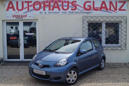 Toyota Aygo (X) 64.000 km 3.499 &euro; Schönefeld 12529