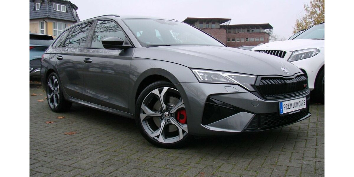 Skoda Octavia RS 2.0TSi AHK ACC LED Kamera 4.466 km 38.980 &euro; Falkensee 14612