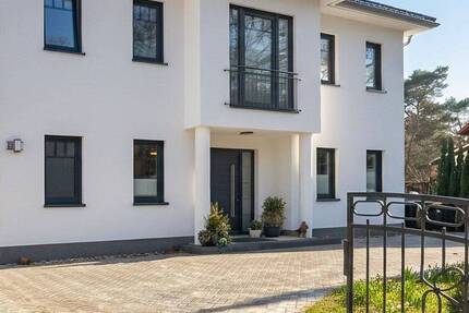 Haus Falkensee - 8 Zimmer, 267 m&sup2;, 1.395.000&euro; | Angebot:26557120