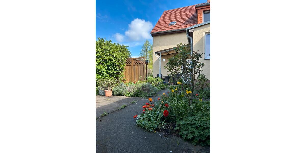 Einfamilienhaus Teltow - 5 Zimmer, 123 m&sup2;, 2.100&euro; | Angebot:26612805