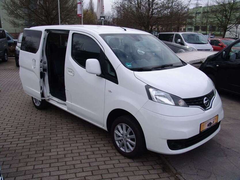 NV200