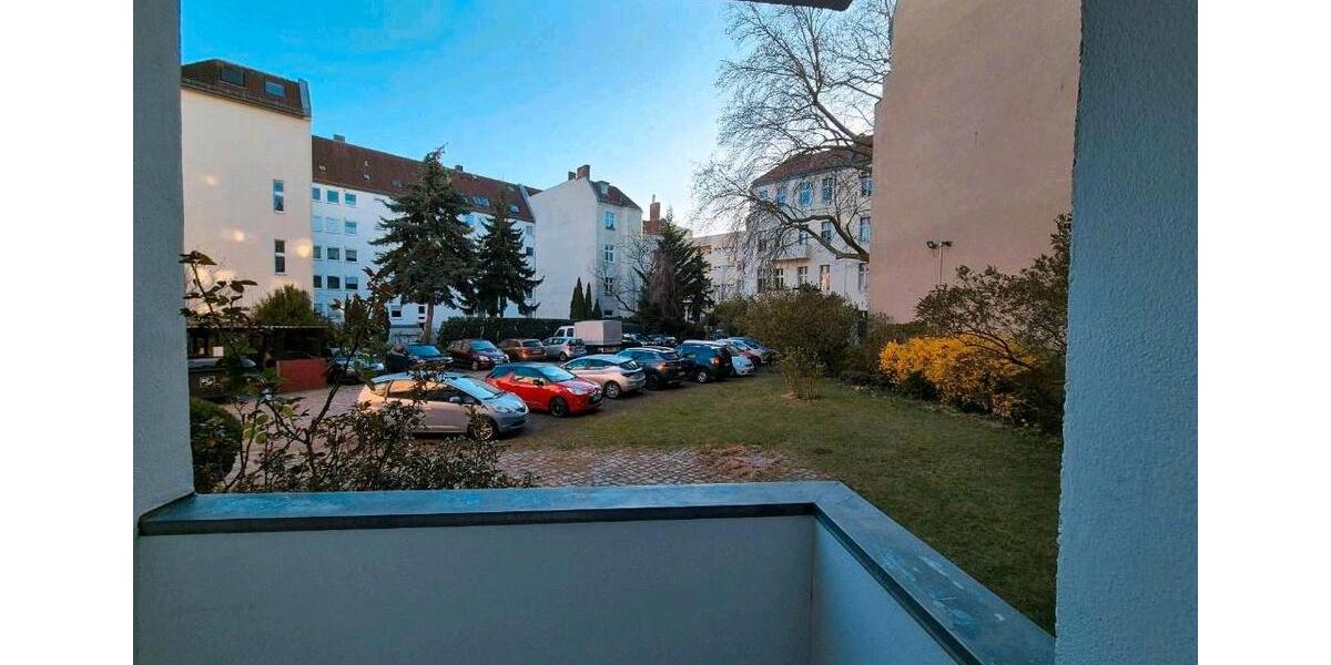 Erdgeschoßwohnung Berlin Charlottenburg-Wilmersdorf - 1 Zimmer, 32 m&sup2;, 750&euro; | Angebot:25968258