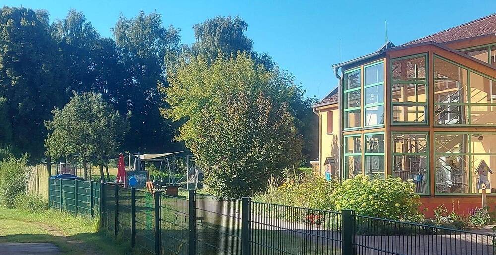EFH im Grünen mit Anschluss an Berlin: EFH+2.400qm Grundstück in 16515 OranienburgOT Wensickendorf