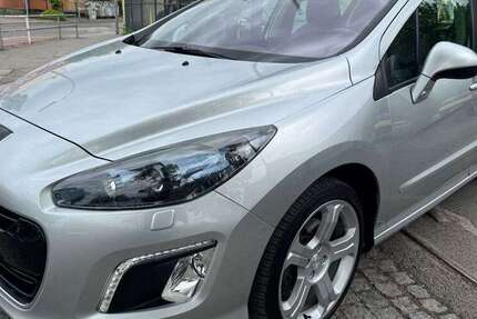 Peugeot 308 64.000 km 6.990 &euro; Berlin 12107