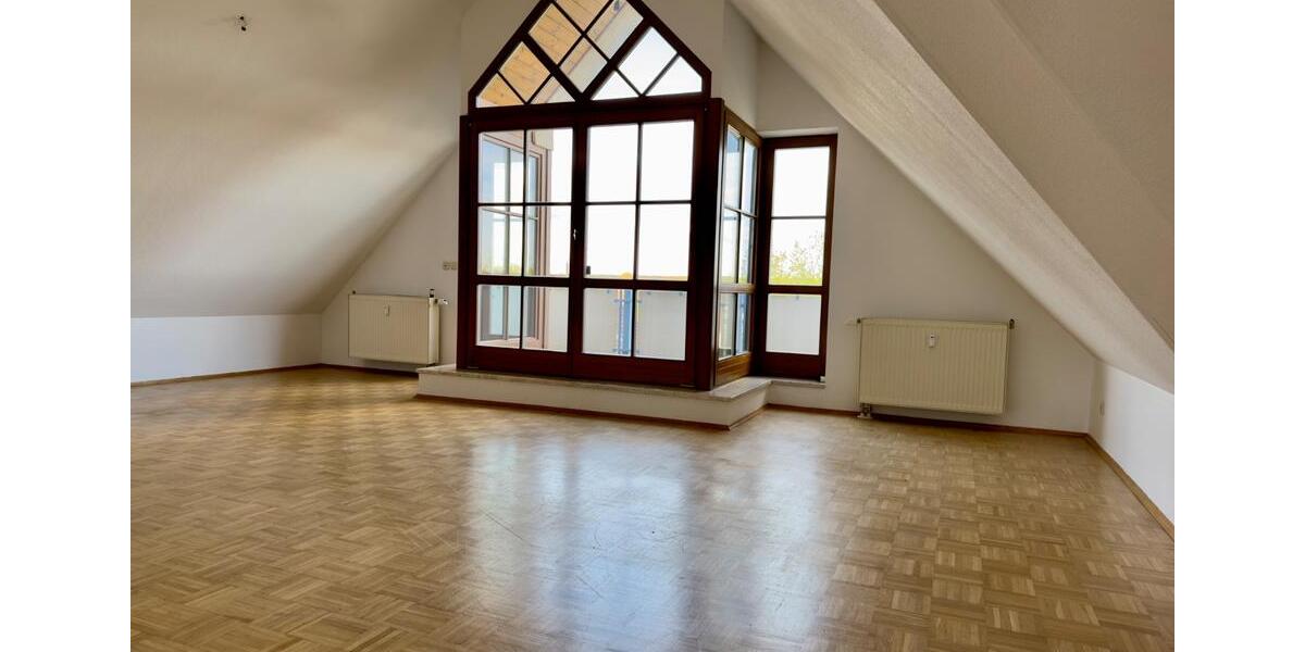Dachgeschoßwohnung Leegebruch - 3 Zimmer, 94 m&sup2;, 250.000&euro; | Angebot:26818711