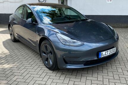 Tesla Model 3 14.000 km 31.300 &euro; Berlin 12347