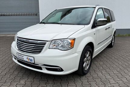 Chrysler Voyager 147.136 km 8.990 &euro; Berlin 13088