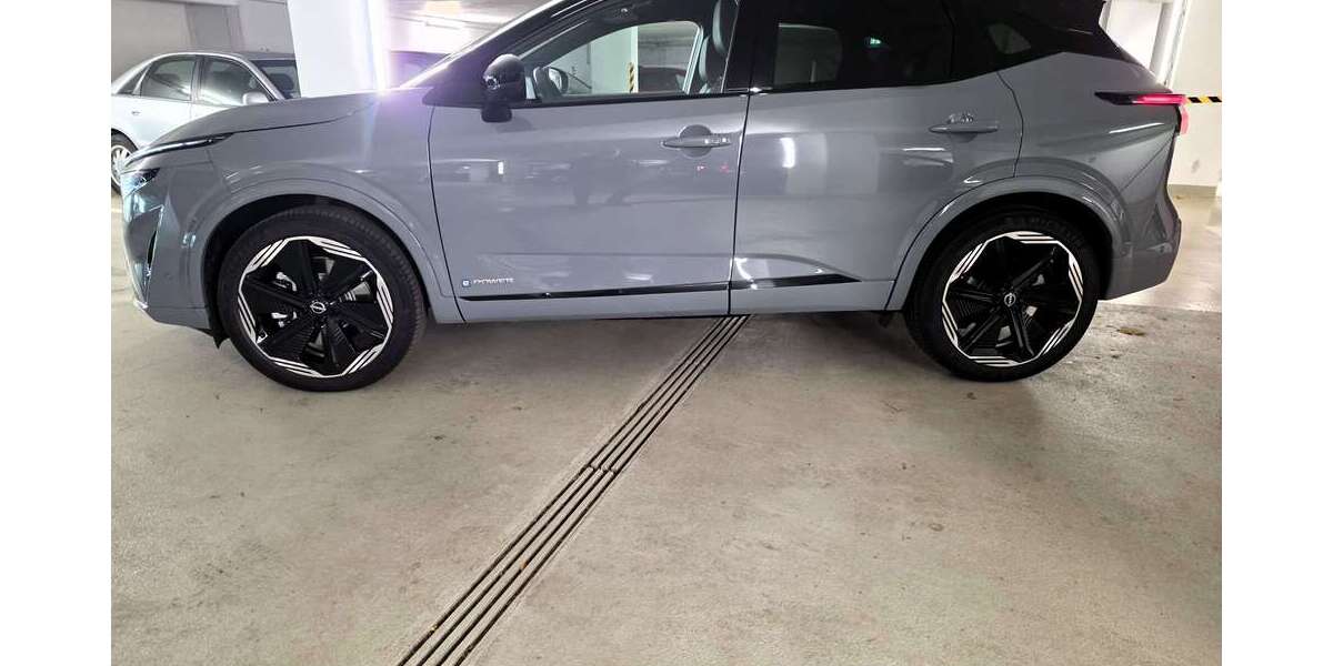 Nissan Qashqai 3.000 km 32.690 € Berlin 12169