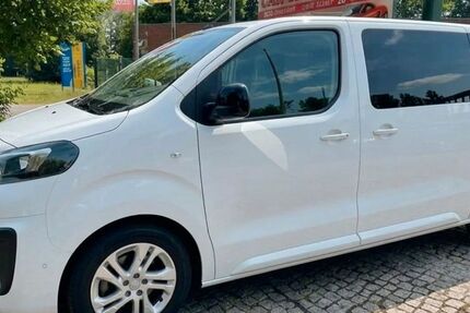 Opel Zafira Life 41.000 km 33.950 &euro; Berlin-Spandau 13585