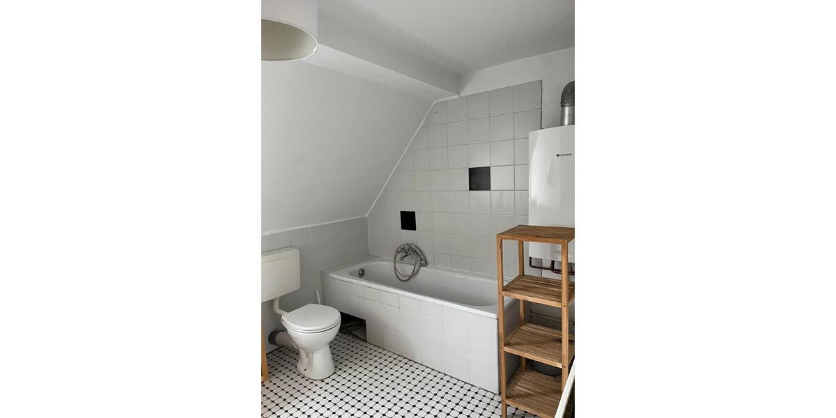 Dachgeschoßwohnung Berlin Neukölln - 2 Zimmer, 65 m&sup2;, 880&euro; | Angebot:26660694