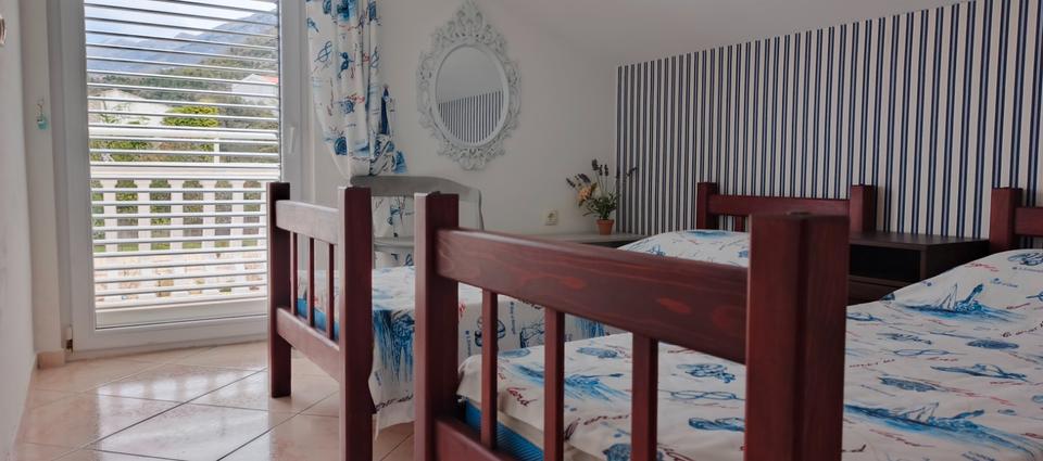Etagenwohnung Berlin Charlottenburg-Wilmersdorf - 4 Zimmer, 63 m&sup2;, 272.000&euro; | Angebot:27300503