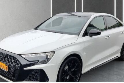Audi RS3 4.500 km 65.666 &euro; Berlin 13581