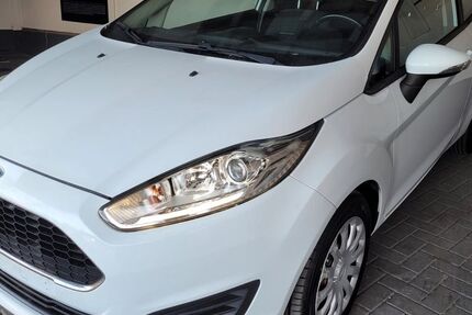 Ford Fiesta 133.721 km 4.950 &euro; Berlin 12277