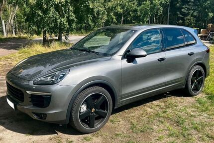 Porsche Cayenne 289.000 km 28.500 € Stahnsdorf 14532