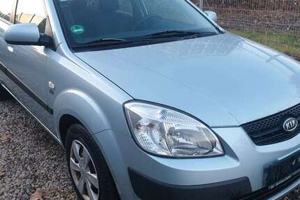 Kia Rio 274.265 km 1.699 &euro; Berlin 12055