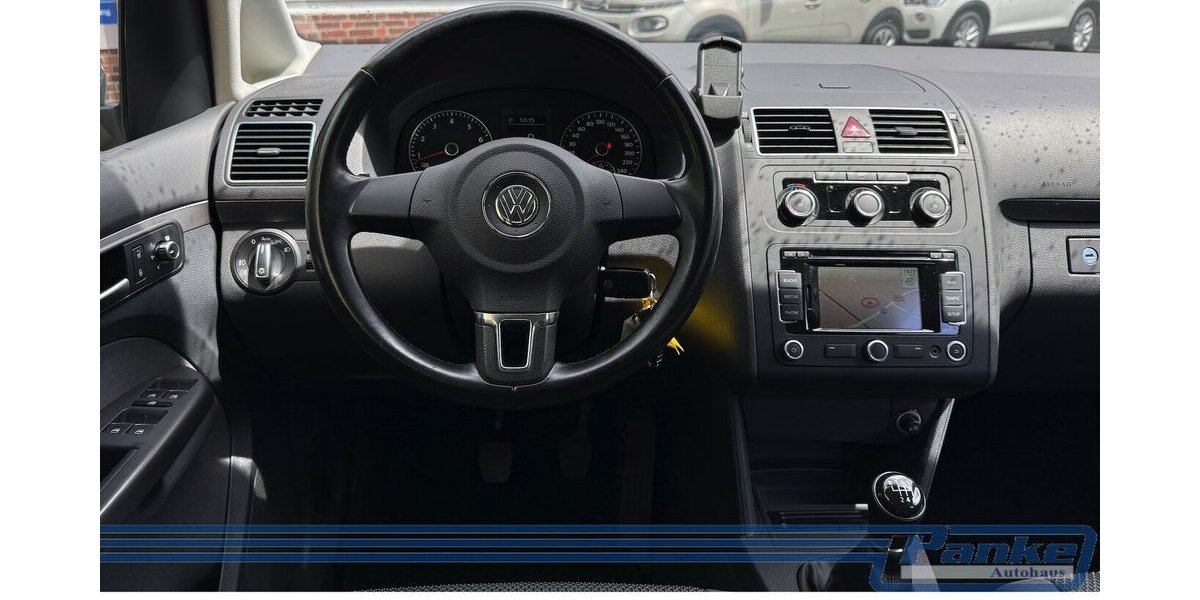 VW Touran Comfortline*7-sitz*AHK*Navi*SHZ*Tempo* 138.823 km 11.890 &euro; Berlin 13187