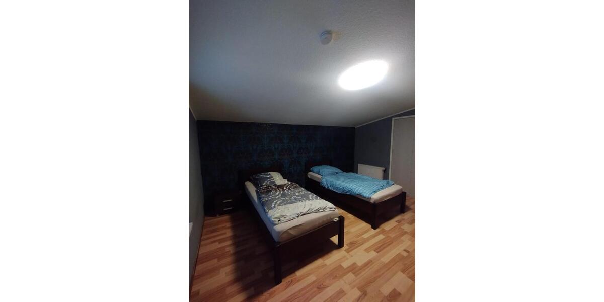 Einfamilienhaus Velten - 10 Zimmer, 500 m&sup2;, 5.000&euro; | Angebot:26361902