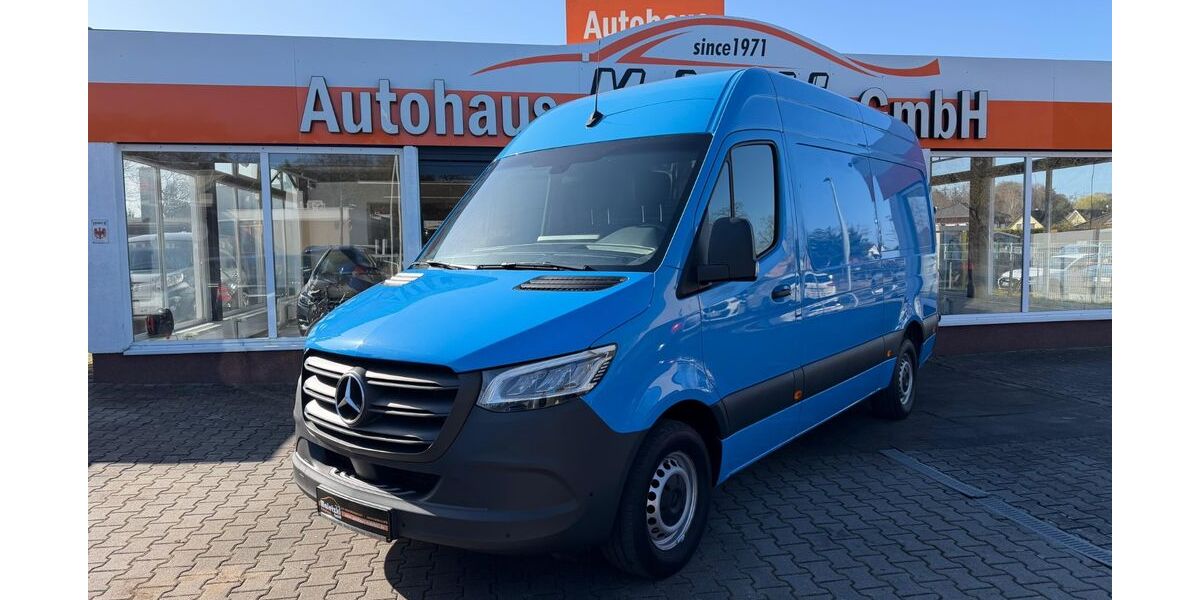 Mercedes-Benz Sprinter 199.800 km 24.950 &euro; Berlin 12357