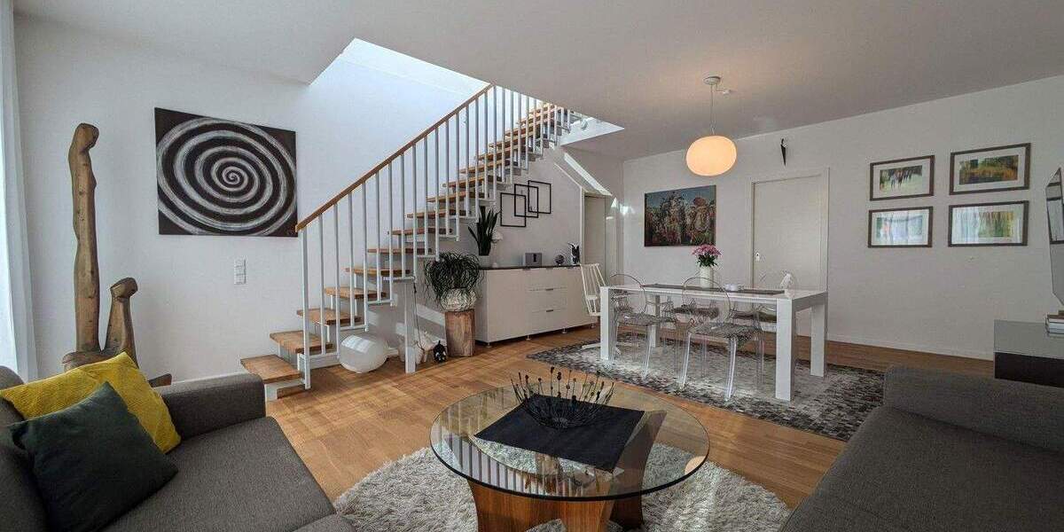 Etagenwohnung Potsdam Nördliche Innenstadt - 3 Zimmer, 129 m&sup2;, 2.200&euro; | Angebot:25760449