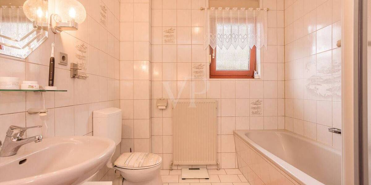 Einfamilienhaus Berlin Rudow - 6 Zimmer, 150 m&sup2;, 599.000&euro; | Angebot:26435867