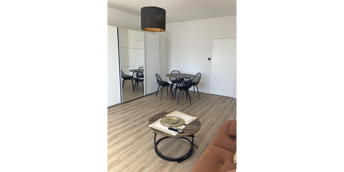 Dachgeschoßwohnung Berlin Spandau - 3 Zimmer, 82 m&sup2;, 1.350&euro; | Angebot:26660611