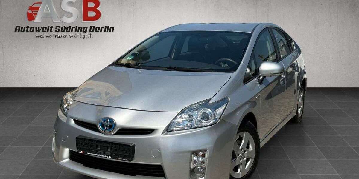 Toyota Prius 112.300 km 9.999 &euro; Berlin 12055