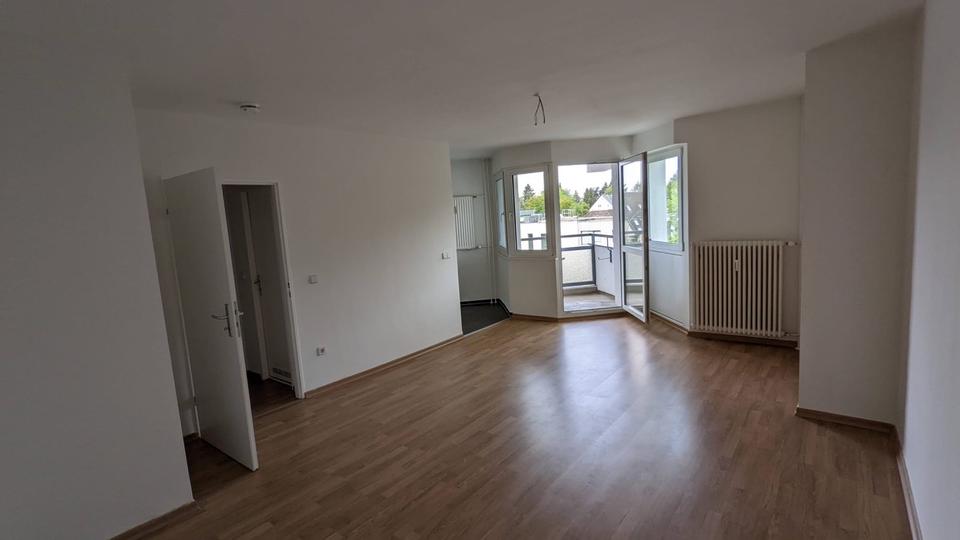 Etagenwohnung Berlin Spandau - 1 Zimmer, 40 m&sup2;, 1.000&euro; | Angebot:26321514