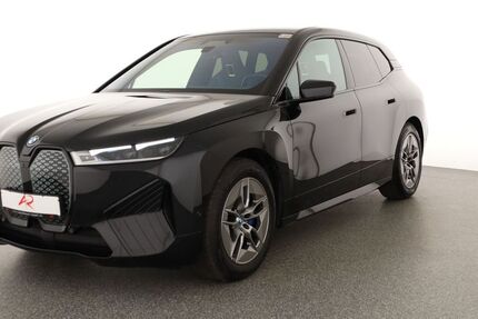BMW iX 18.131 km 43.840 &euro; Berlin 12103
