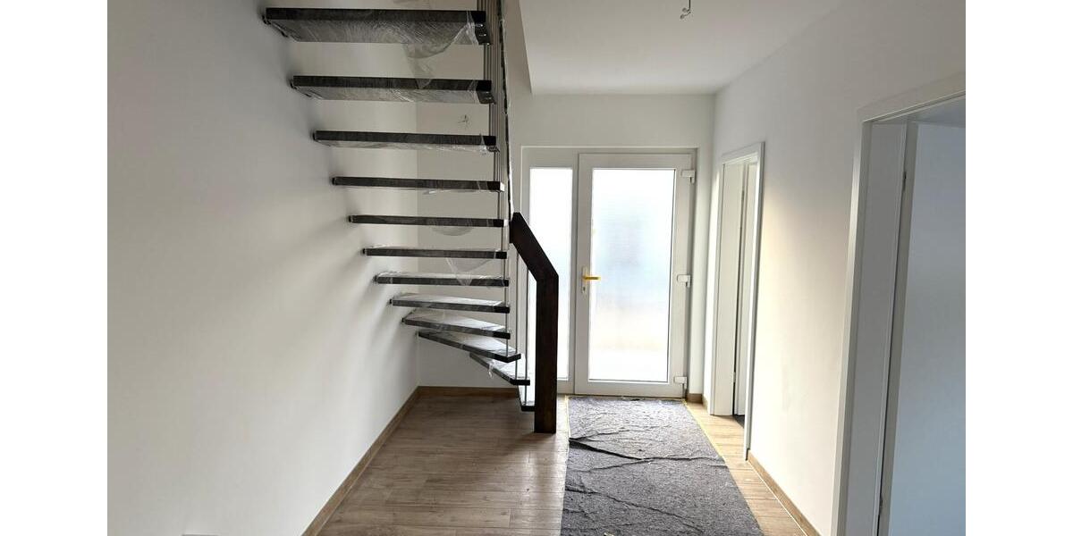 Einfamilienhaus Panketal - 5 Zimmer, 170 m&sup2;, 2.790&euro; | Angebot:25646798