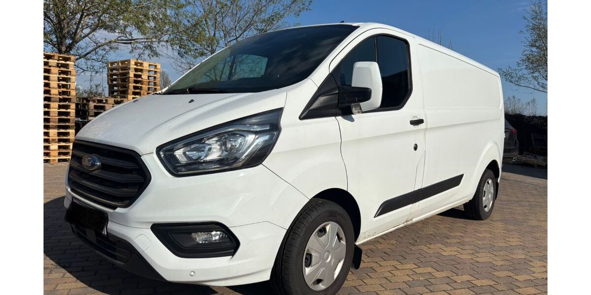 Ford Transit Custom 121.621 km 14.300 &euro; Berlin 12101