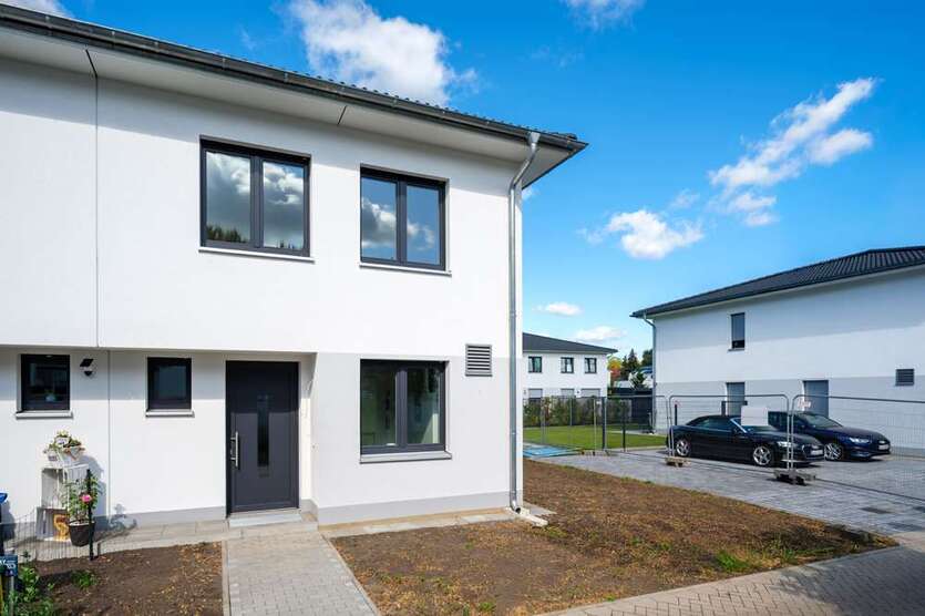 Haus zum Kaufen in Zossen Dabendorf 450.000 € 109 m² 4 zimmer