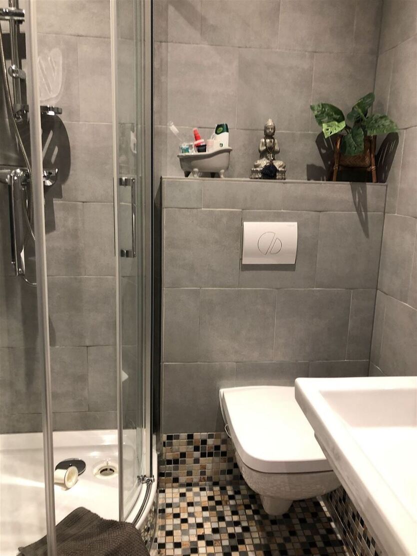 Schicke vier Zimmer Wohnung mit Balkon mitten in der Innenstadt 4 zimmer