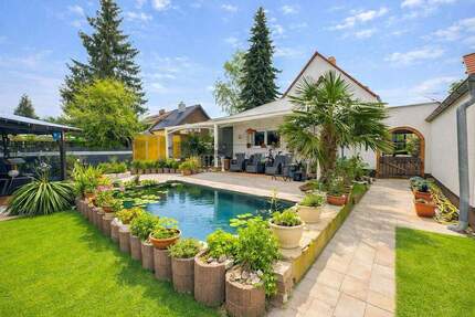 Haus Berlin Mahlsdorf - 4 Zimmer, 140 m&sup2;, 954.999&euro; | Angebot:25692400