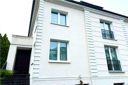 Haus Berlin Steglitz-Zehlendorf - 14 Zimmer, 300 m&sup2;, 1.350.000&euro; | Angebot:27696827