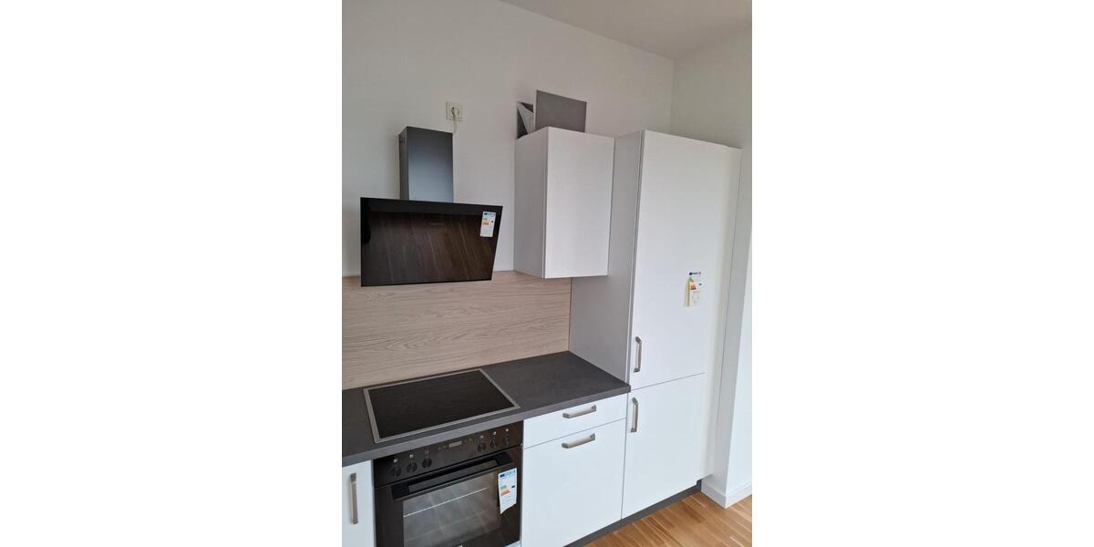 Etagenwohnung Berlin Treptow-Köpenick - 2 Zimmer, 82 m&sup2;, 1.480&euro; | Angebot:27717957