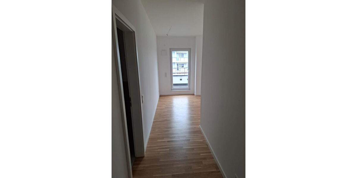 Etagenwohnung Berlin Treptow-Köpenick - 2 Zimmer, 82 m&sup2;, 1.480&euro; | Angebot:27717957