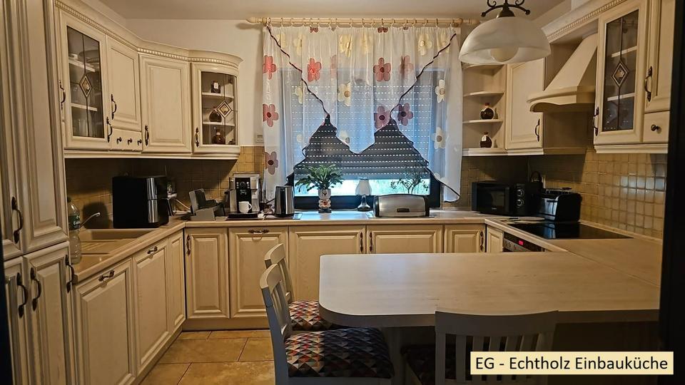 Einfamilienhaus Berlin Spandau - 9 Zimmer, 245 m&sup2;, 829.000&euro; | Angebot:27130464